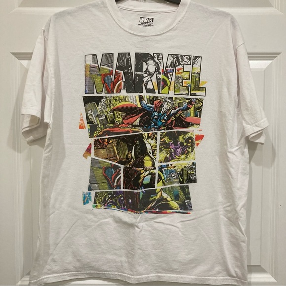 Marvel XL Graphic Tee bright multi color & scene screen print white tee unisex - Picture 1 of 3